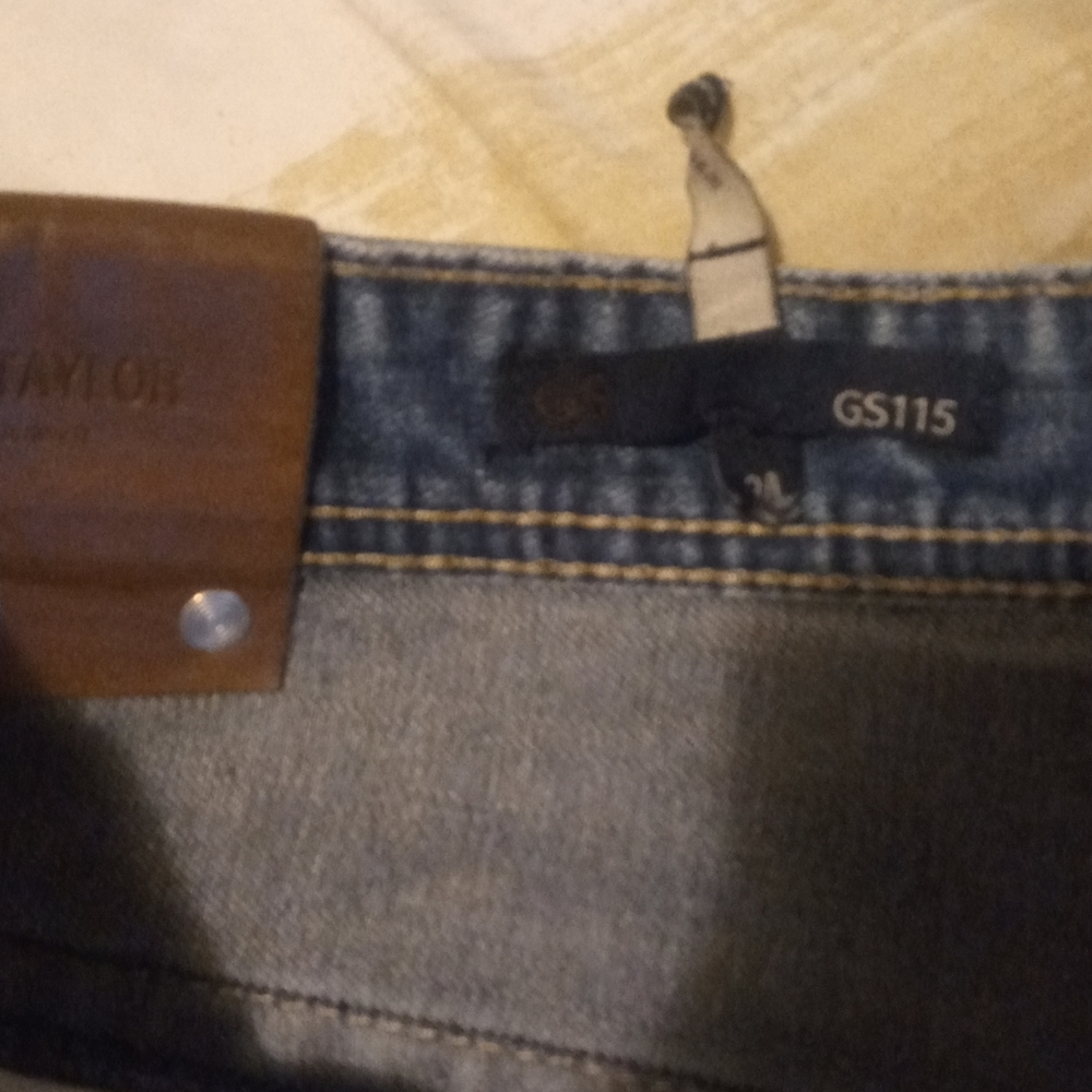 Jeans - Picture 3 of 4